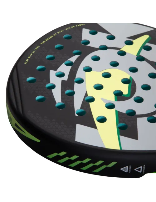 "Lok Easy Flow 2024" is likely a product or brand name and does not have a direct translation in English. | Ofertas de padel