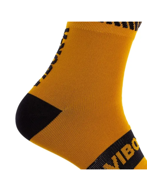 Calcetines Vibor-A Kait Media Caña Oro/Negro | Ofertas de pádel