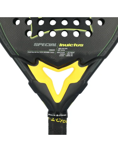 Black Crown Spezielle Invictus 2025 | Padel Angebote